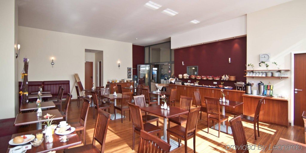 Фото Novum Hotel Hamburg Stadtzentrum