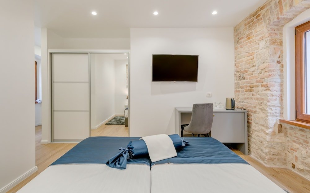 Фото Le Premier Rooms