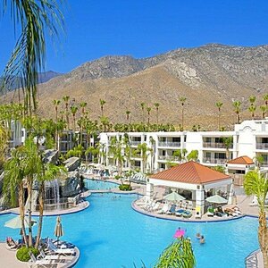 Palm Canyon Resort by Diamond Resorts