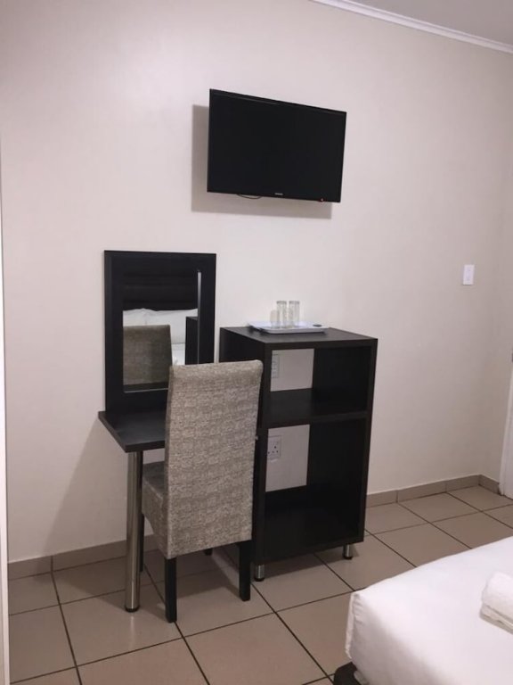 Фото Bayside Lodge Empangeni