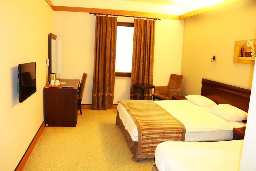 Фото Hotel Lazlakar