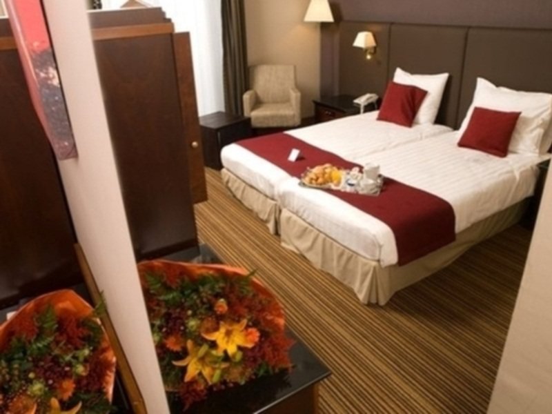 Фото Nh Brussels Carrefour de l'Europe