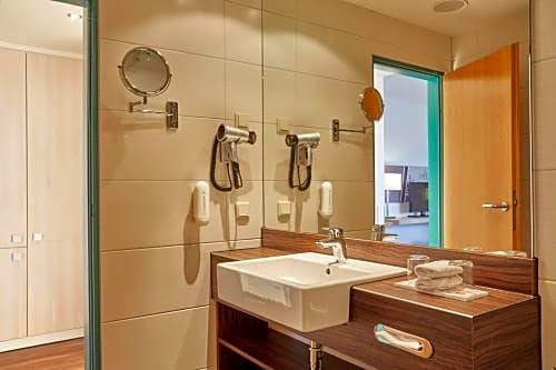 Фото H+ Hotel Limes Thermen Aalen