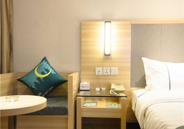 Фото City Comfort Inn Beihai RT-Mart High Speed Railway Station