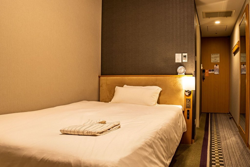 Фото Отель Санрут Плаза Синдзюку