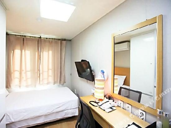 Фото Easy Residence Hotel