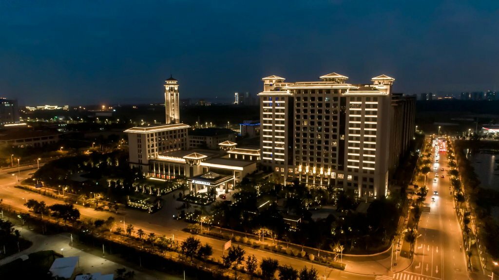 Hotel Yatter International Convention Center, Haikou, photo