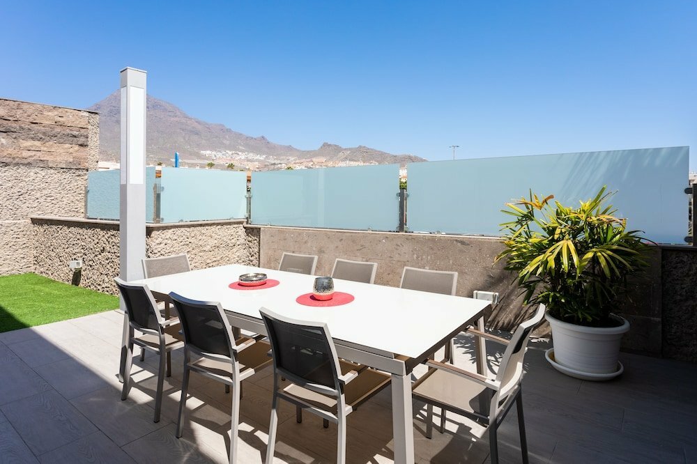 Hotel Villa Bkm, Canary Islands, photo