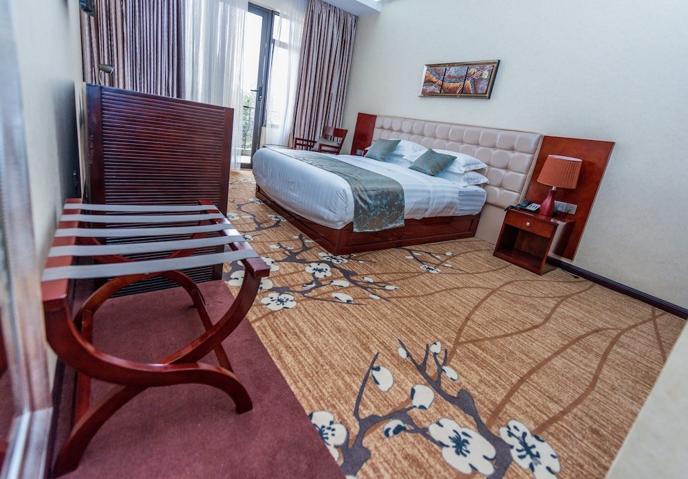 Фото отеля 3