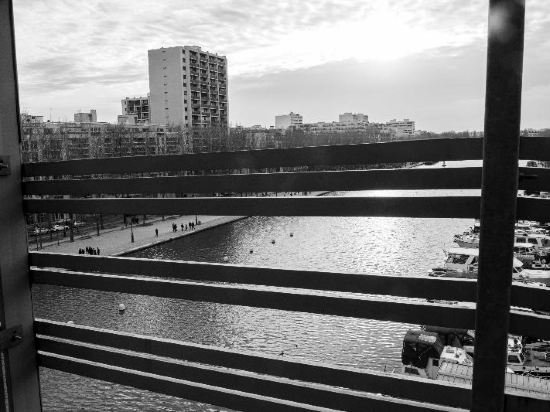 Фото Holiday Inn Express Paris - Canal de la Villette