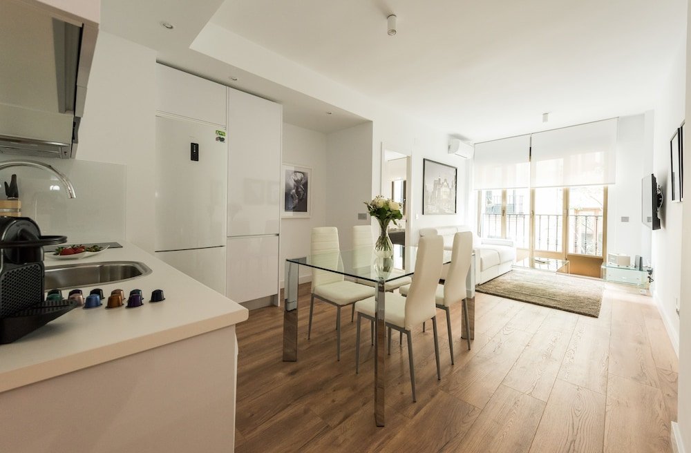 Фото Ópera Boutique - MADFlats Collection