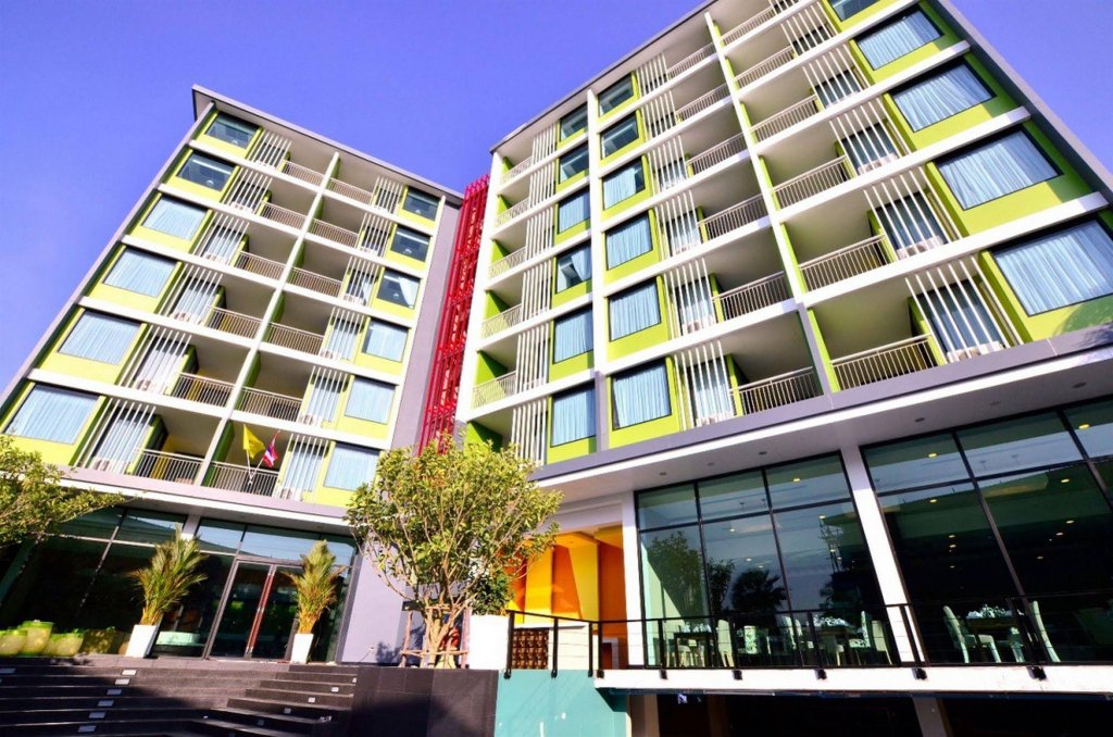 Фото Lakkhana Poolside Resort