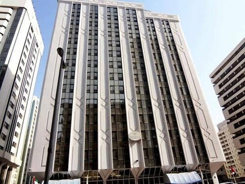 Гостиница Emirates Plaza Hotel в Абу-Даби