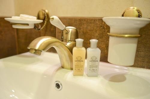 Фото Hotel London