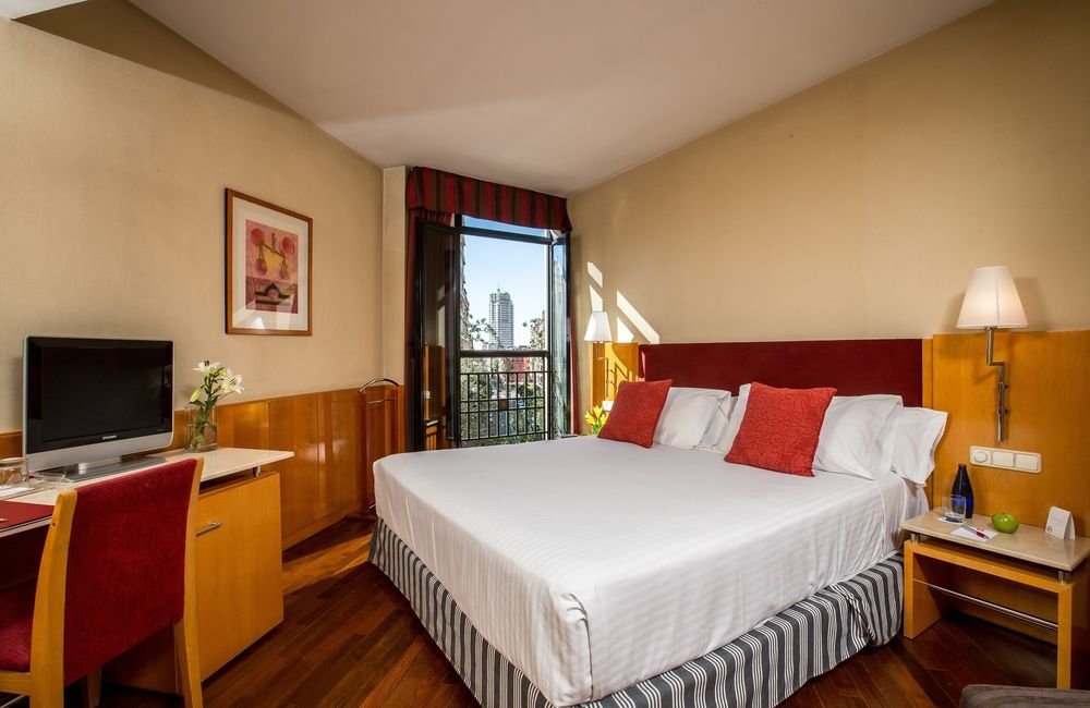 Фото Leonardo Hotel Madrid City Center