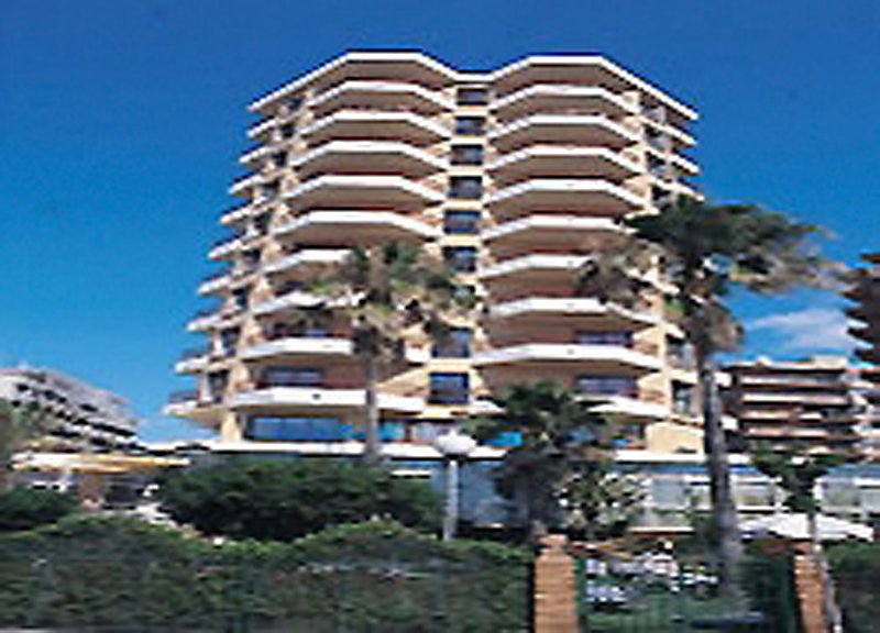 Фото Angela Downtown Hotel