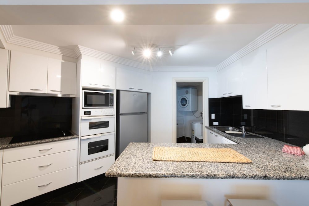 Фото Manly Surfside Holiday Apartments
