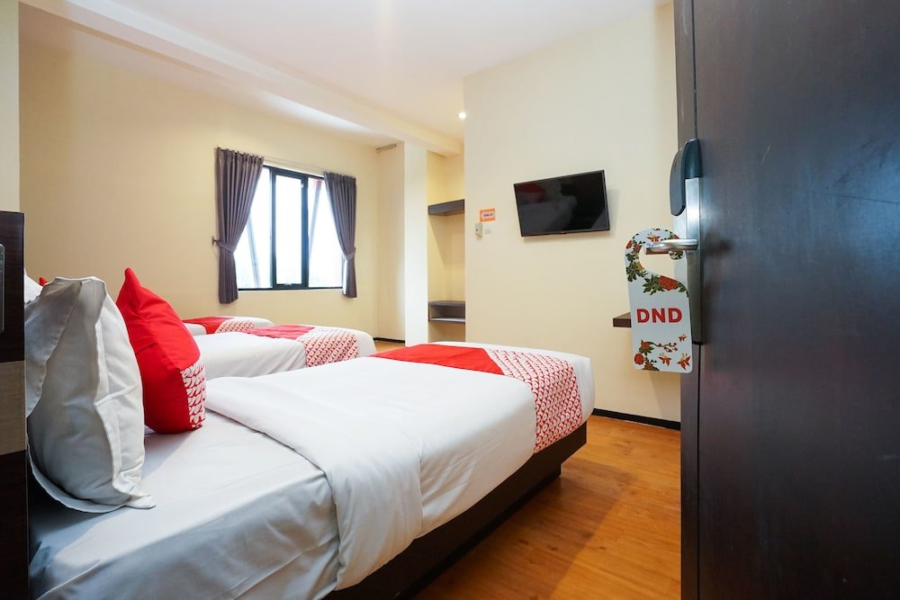 Фото Oyo 283 Helvetia Residence