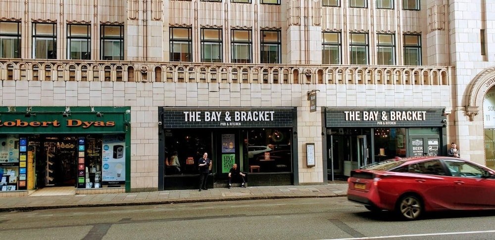 Фото Aircondition 2 Beds 2 Baths Victoria Station