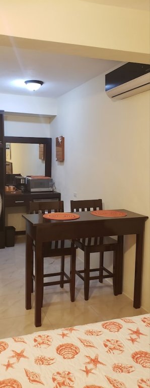 Фото Sir Angel's Guesthouse