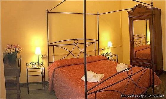 Фото Hotel Bretagna Heritage – Alfieri Collezione