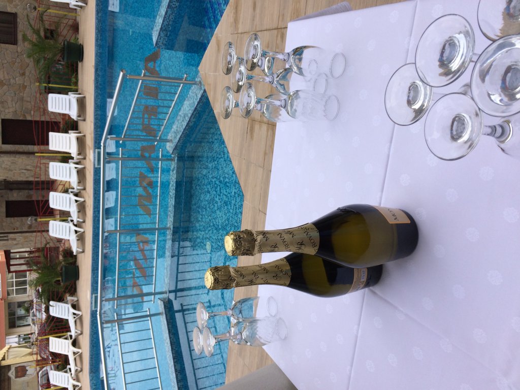 Фото TM Deluxe Hotel