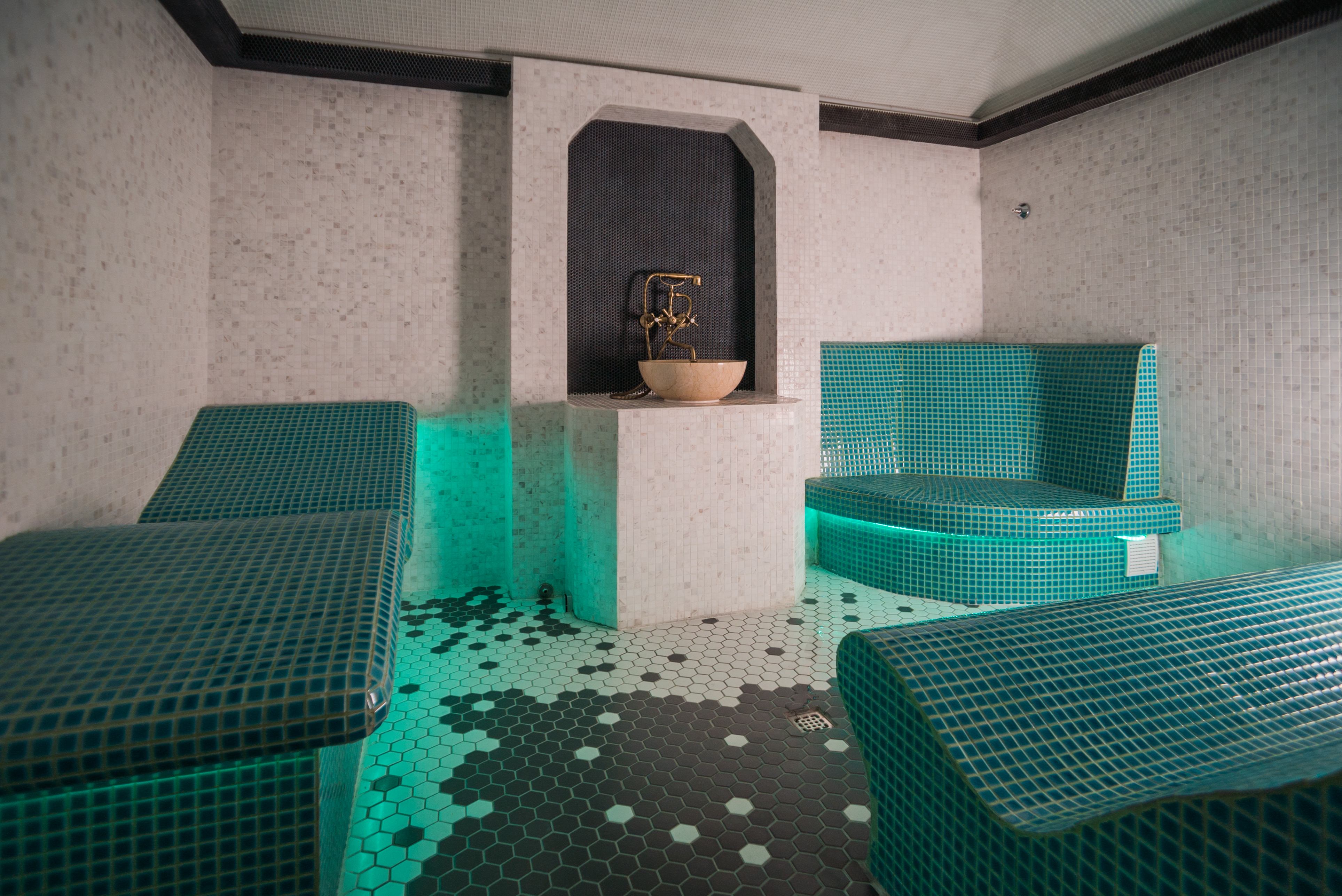 Фото Та ещё птица