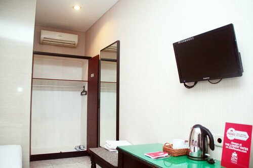 Гостиница Zen Rooms by Pass Juanda