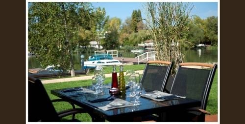 Фото Duna Garden Hotel