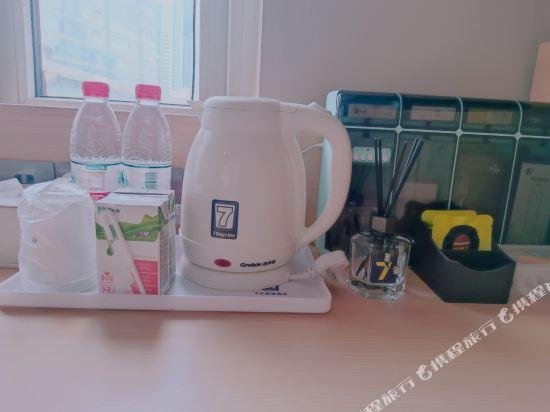 Фото 7Days Premium Guangzhou Cangbian Road Branch