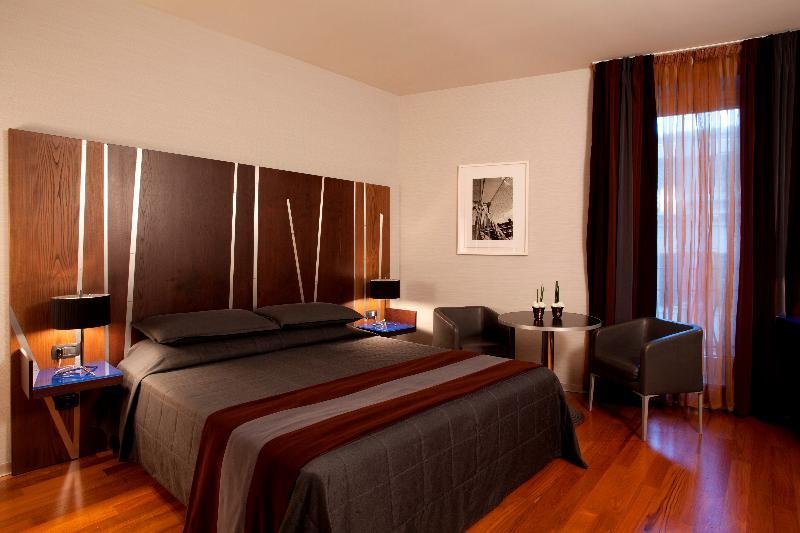 Фото Valadier Hotel