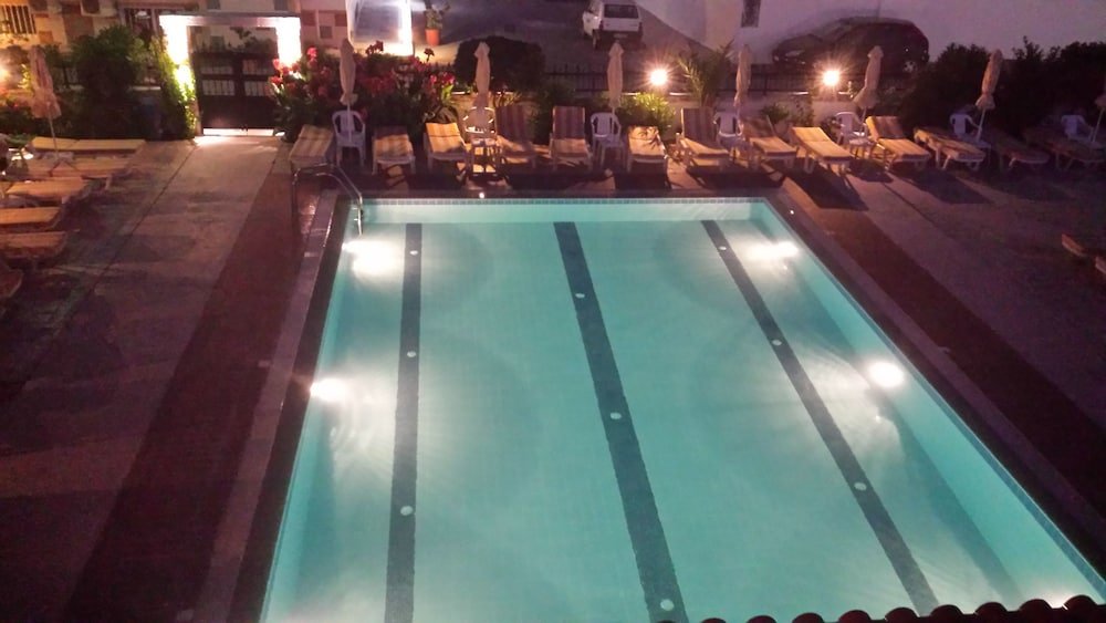 Фото Philippos Studios