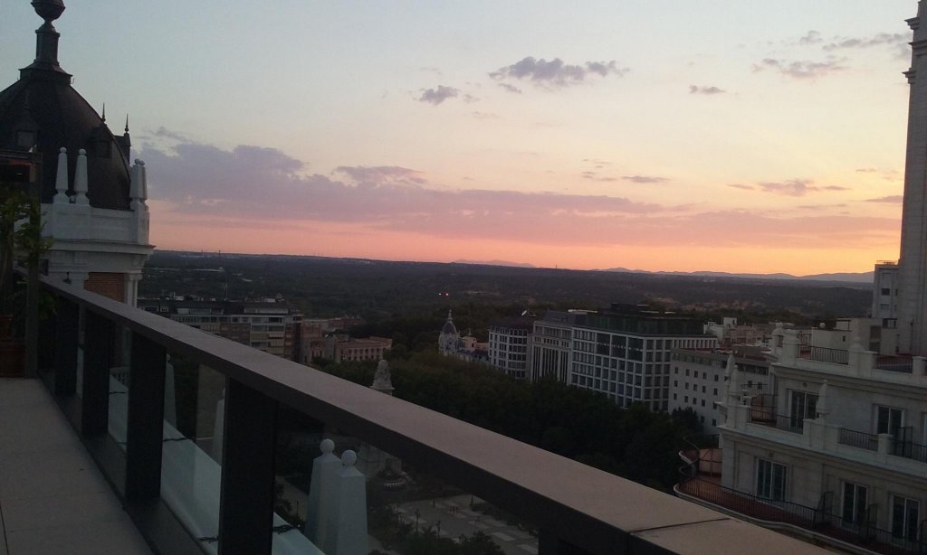 Фото Dear Hotel Madrid