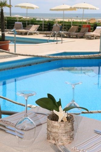 Фото Hotel Bristol