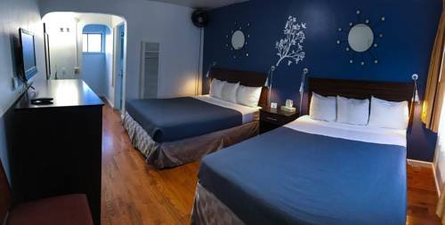 Фото Golden Bear Hotel, SureStay Collection by Best Western