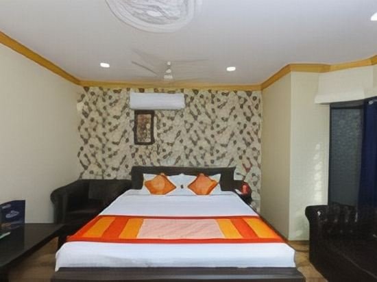 Фото Oyo 9259 Madurai Alagar