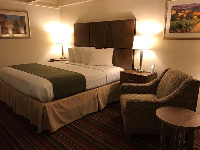 Фото Best Western El Rancho Palacio