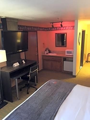 Фото Prospector Hotel and Casino