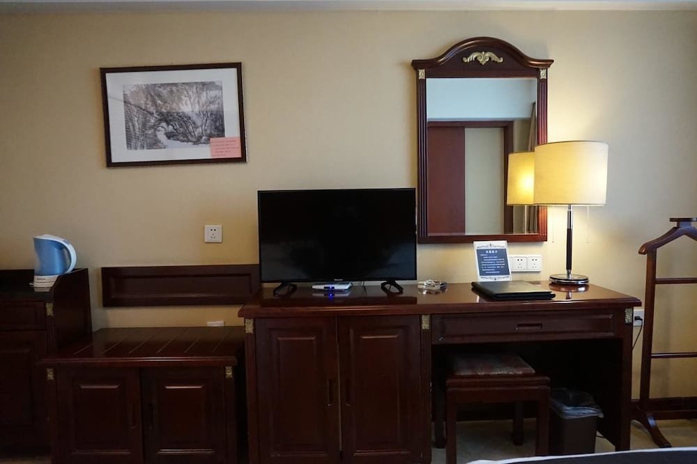 Фото Harbin Kunlun Hotel (Railway Station Museum)