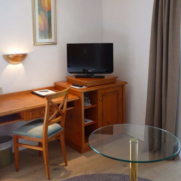 Фото Hotel Bayerischer Hof Kur & Sporthotel