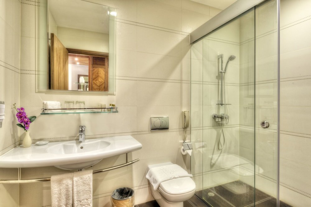 Фото Orchid Hotel