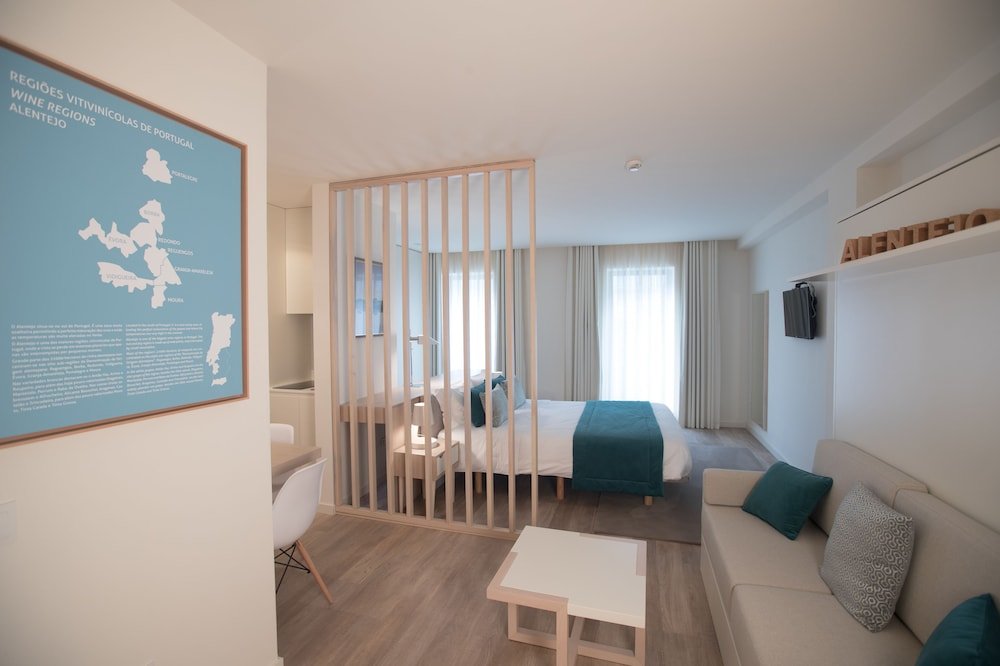 Фото Almada Guesthouse