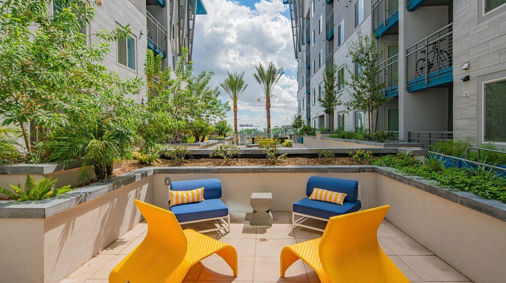 Фото Luxe Tempe Apartments by WanderJaunt