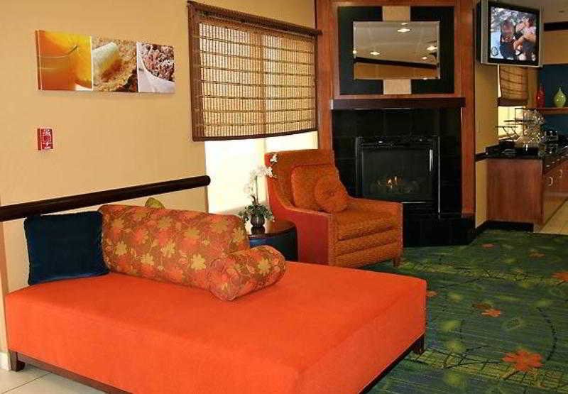 Фото Fairfield Inn by Marriott Hays