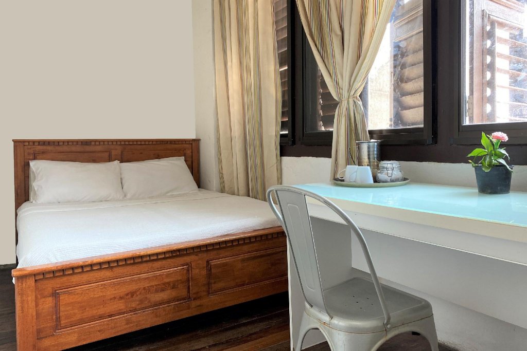 Фото отеля 2