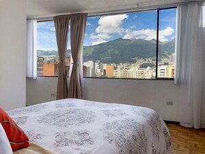 Гостиница Maywa Suites в Кито