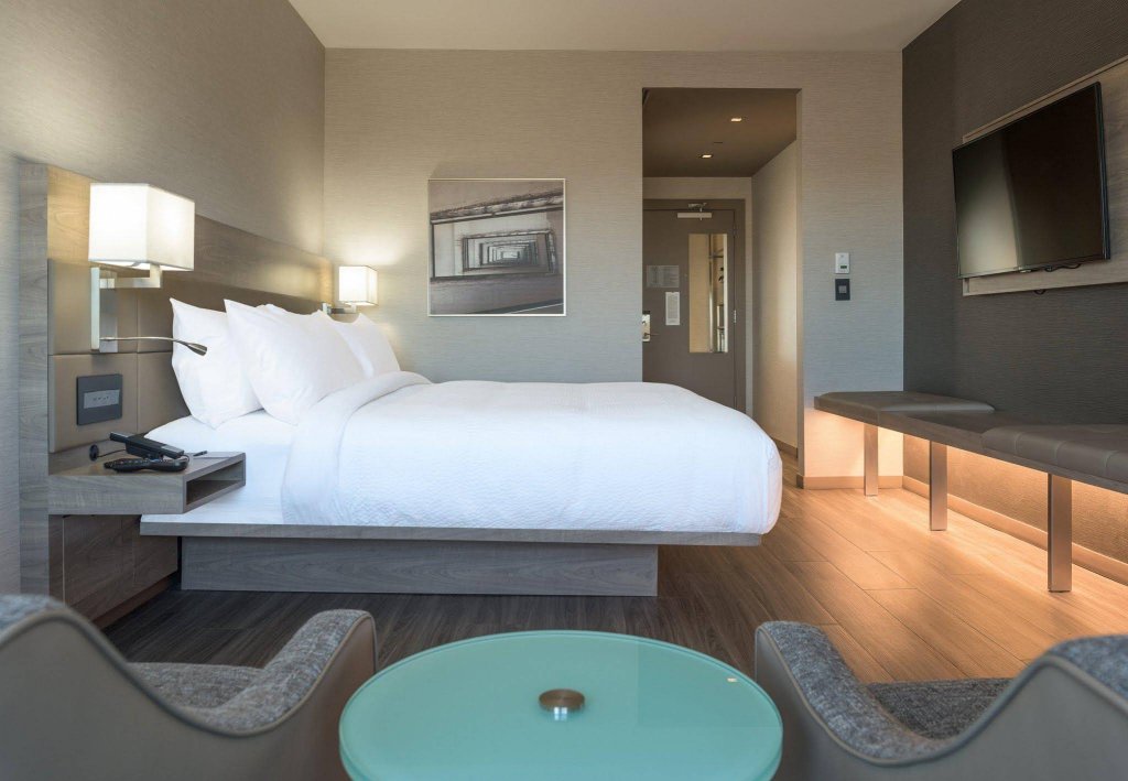 Фото Ac Hotel by Marriott Boston North