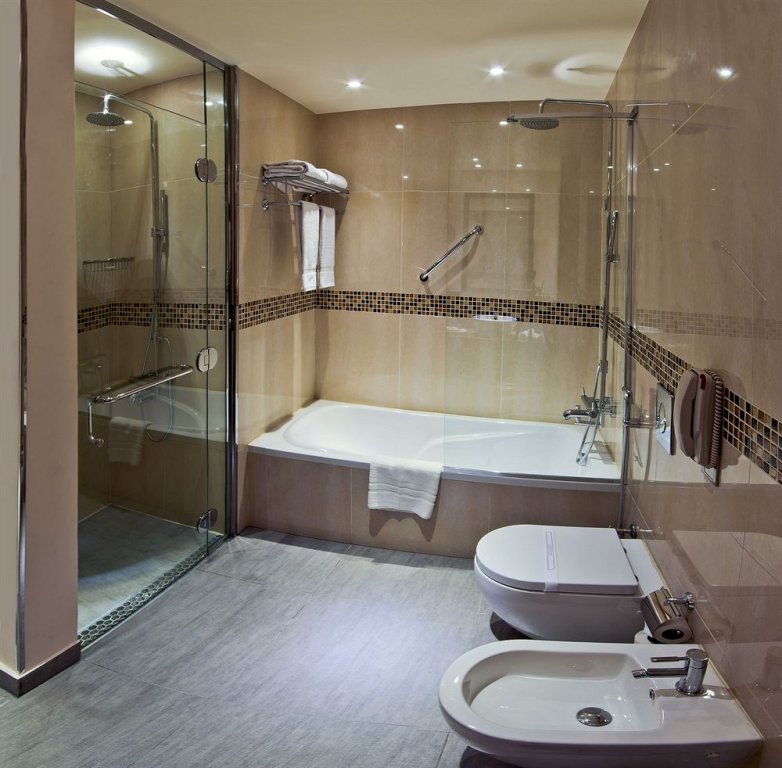 Фото Novotel Suites