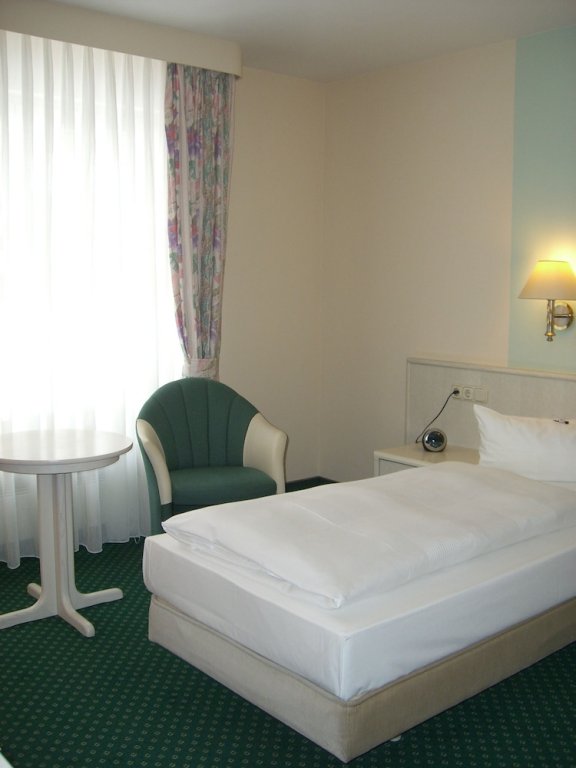 Фото Arvena Reichsstadt Hotel