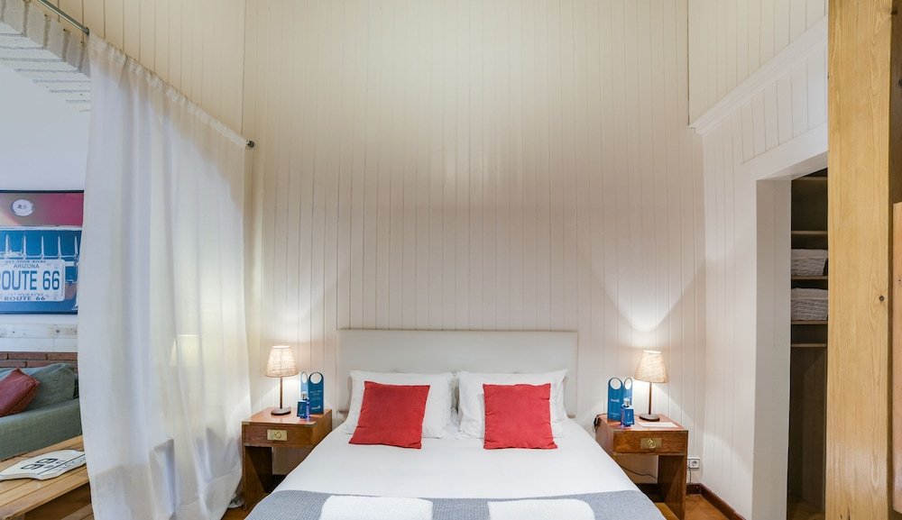 Фото Aspasios Sagrada Familia Apartments